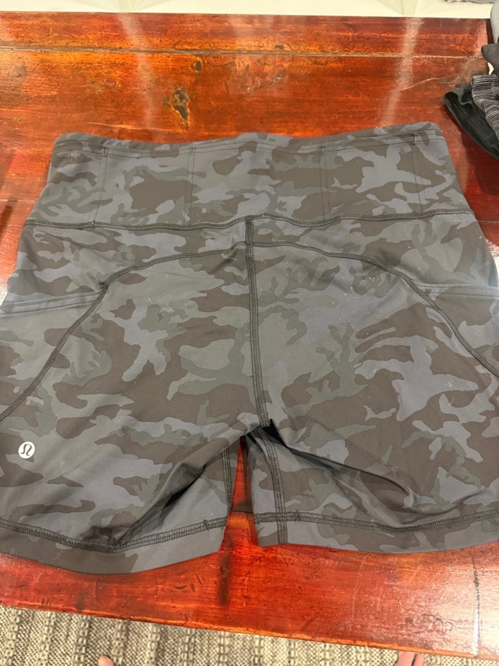lululemon athletica Women’s High-Rise Camo Bike Shorts in Charcoal/Black